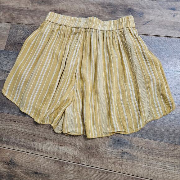 American Eagle Outfitters AEO Yellow Gold and White Striped Flowy Shorts XS - Picture 9 of 11